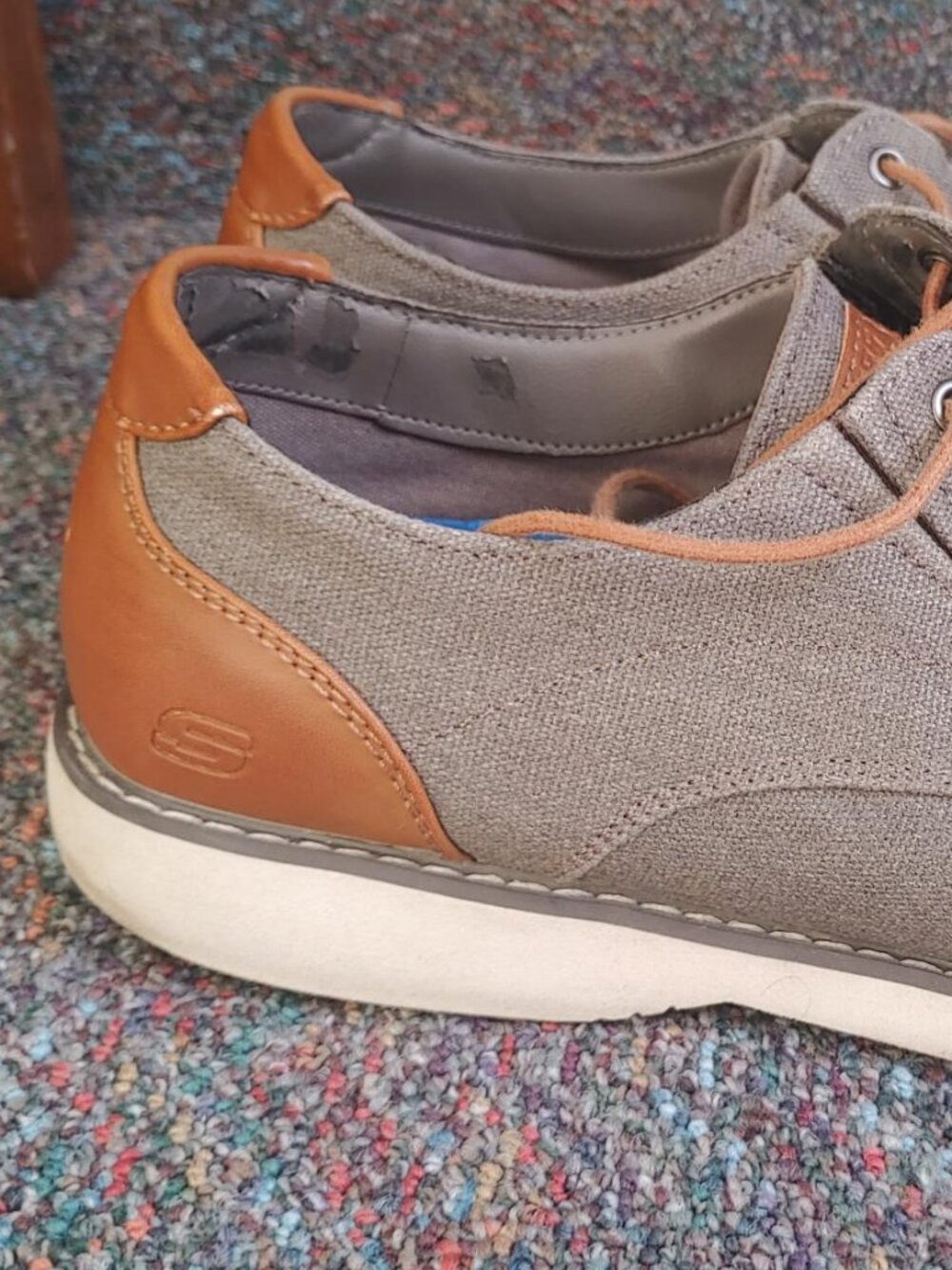Skechers - Gray casual shoes